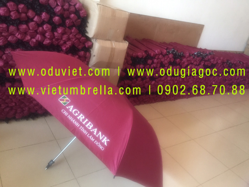 xưởng sản xuất ô dù cầm tay in logo quảng cáo